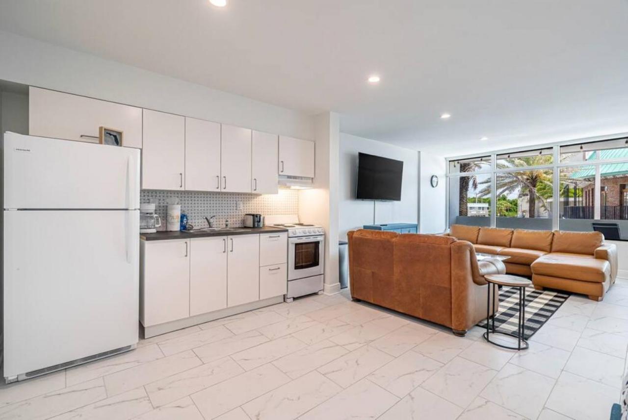 The Purple Pelican Beachfront With Ocean Balcony Unit 3 Fort Lauderdale Ngoại thất bức ảnh